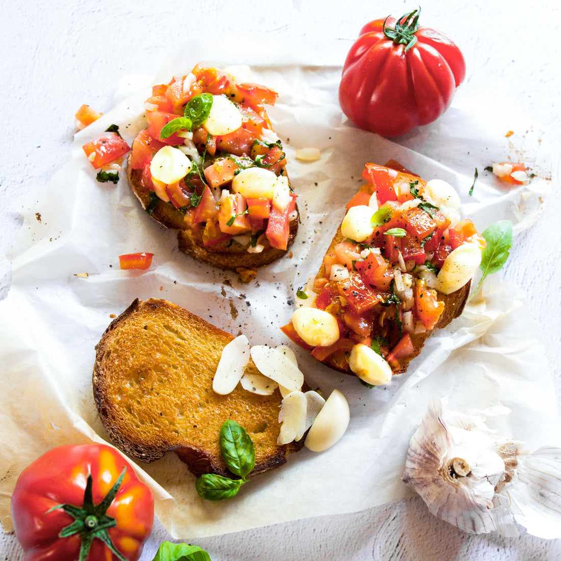 Bocconcini Bruschetta