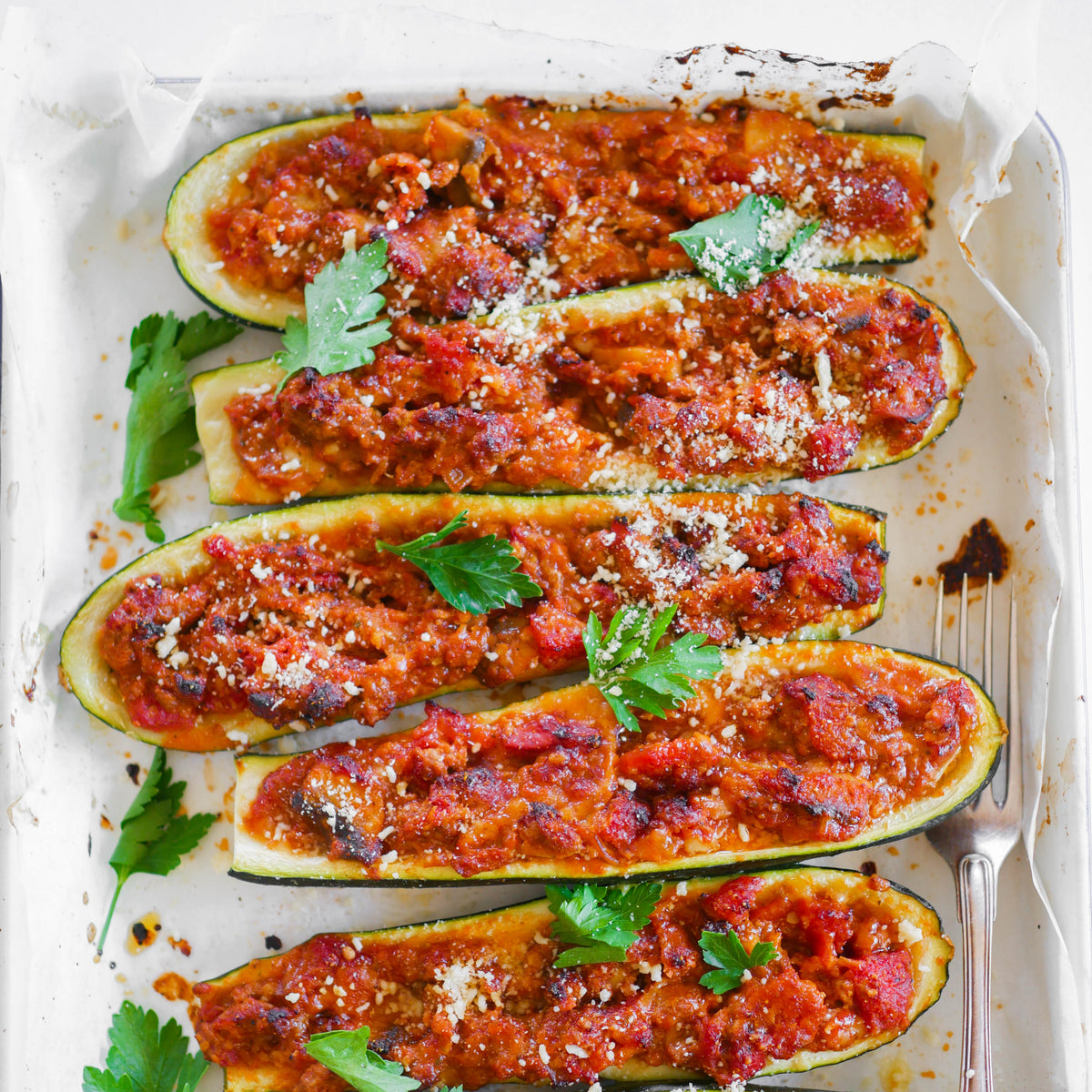 Healthy Zucchini Bolognese Boats Recipe – LEAH ITSINES